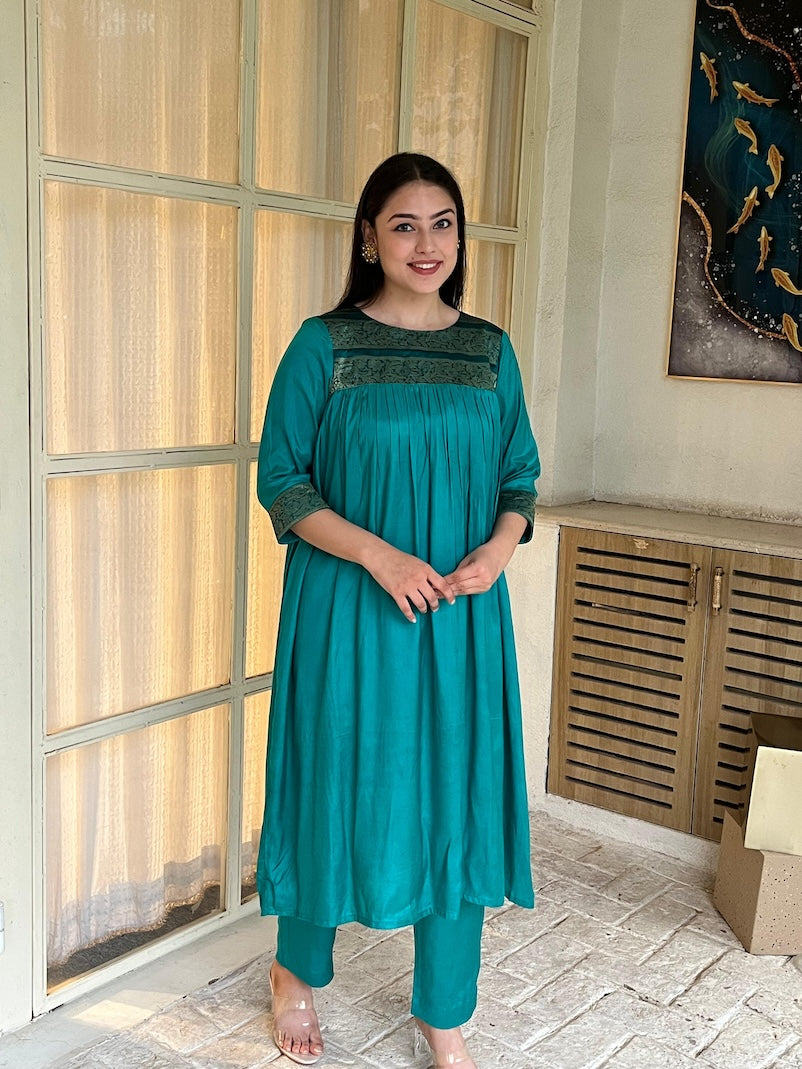 Nitya Suit Set