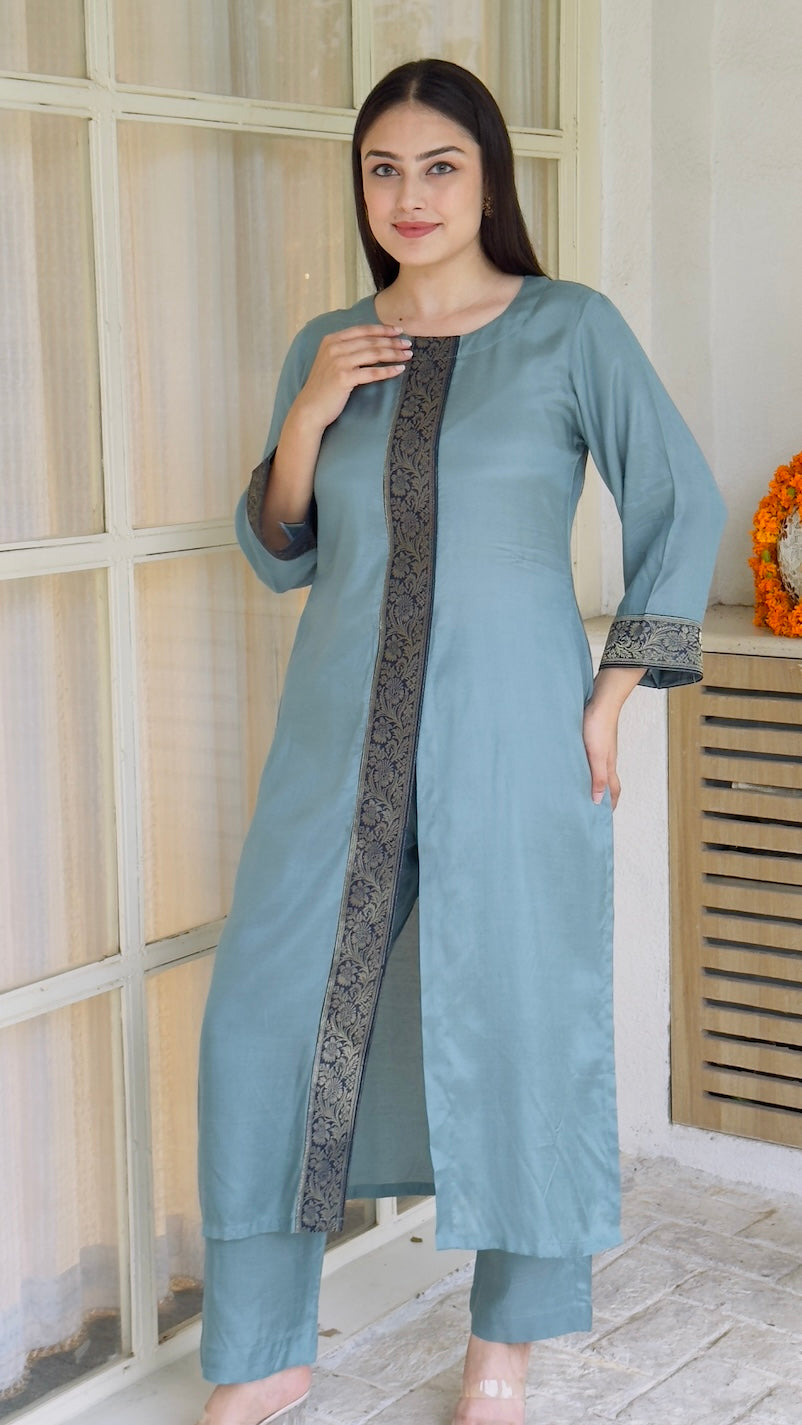 Avni Suit Set